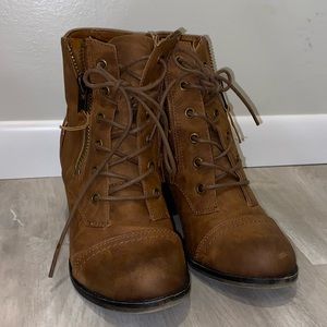 Madden Girl Brown gelled boots in size 8M